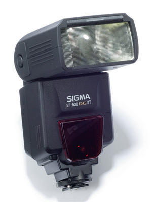 Sigma EF-530 DG ST