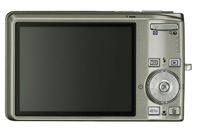 Nikon Coolpix S700 back