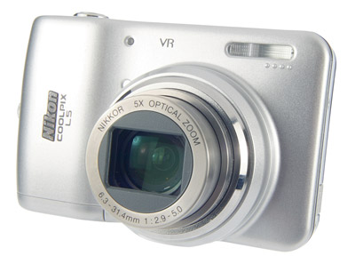 Nikon Coolpix L5