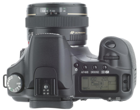 Canon EOS 30D top