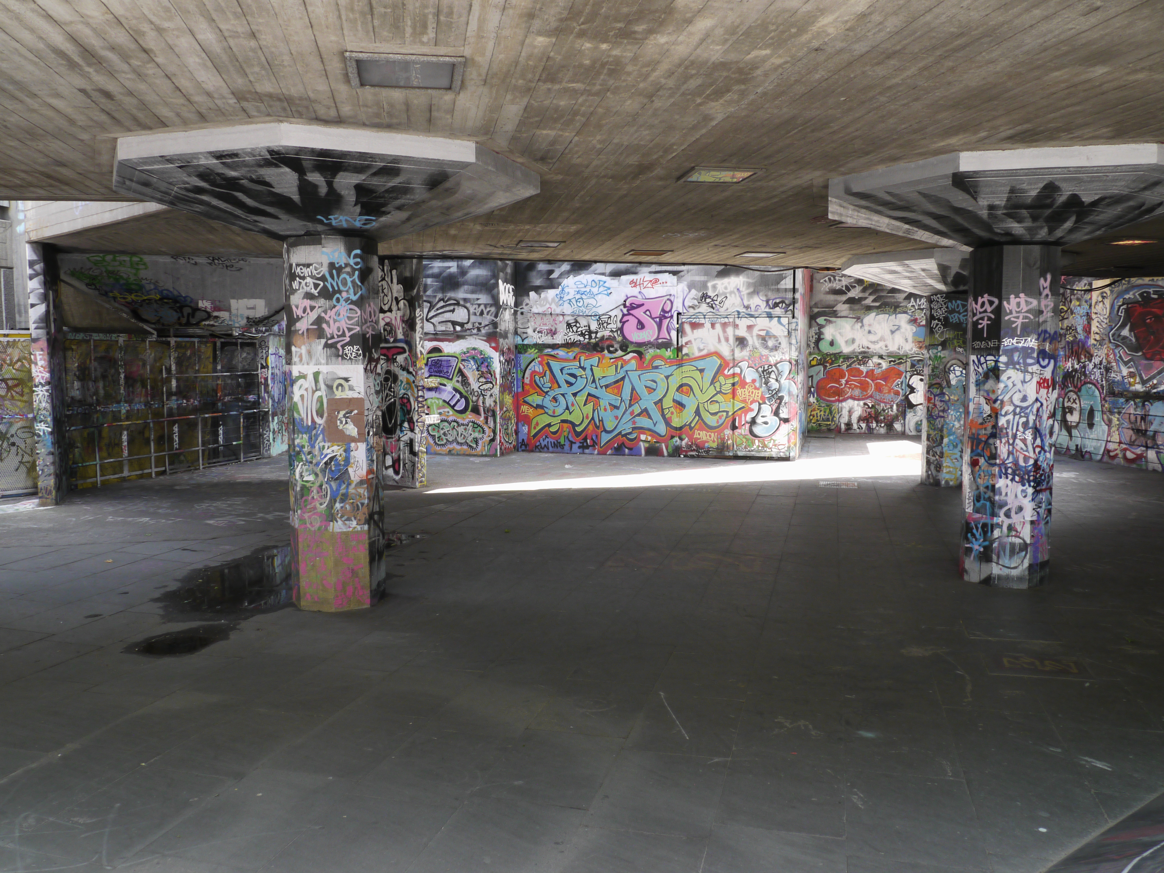 Panasonic GH1 image-400iso