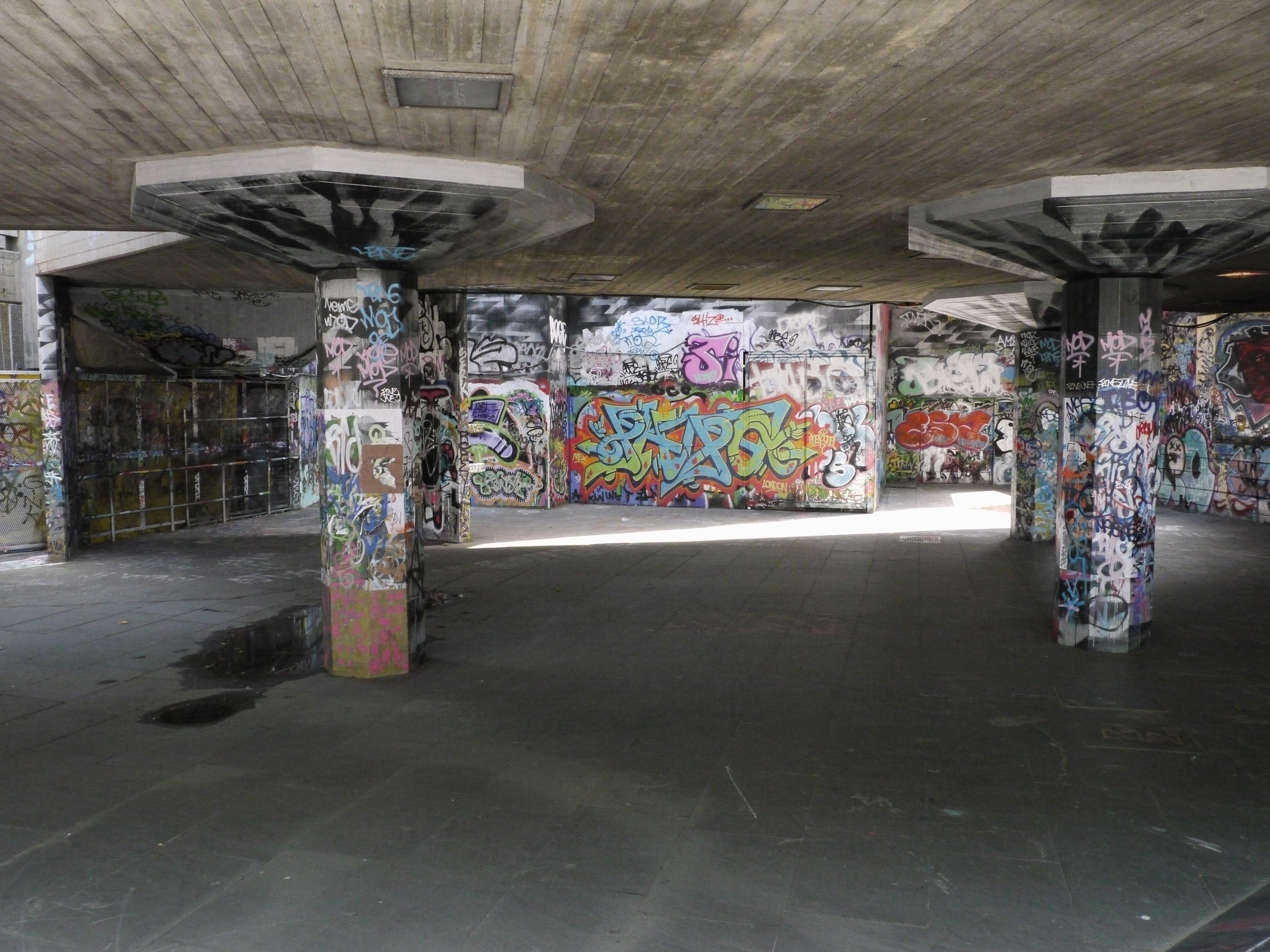 Panasonic GH1 image-1600iso