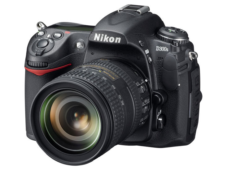 Nikon D300s threequarter