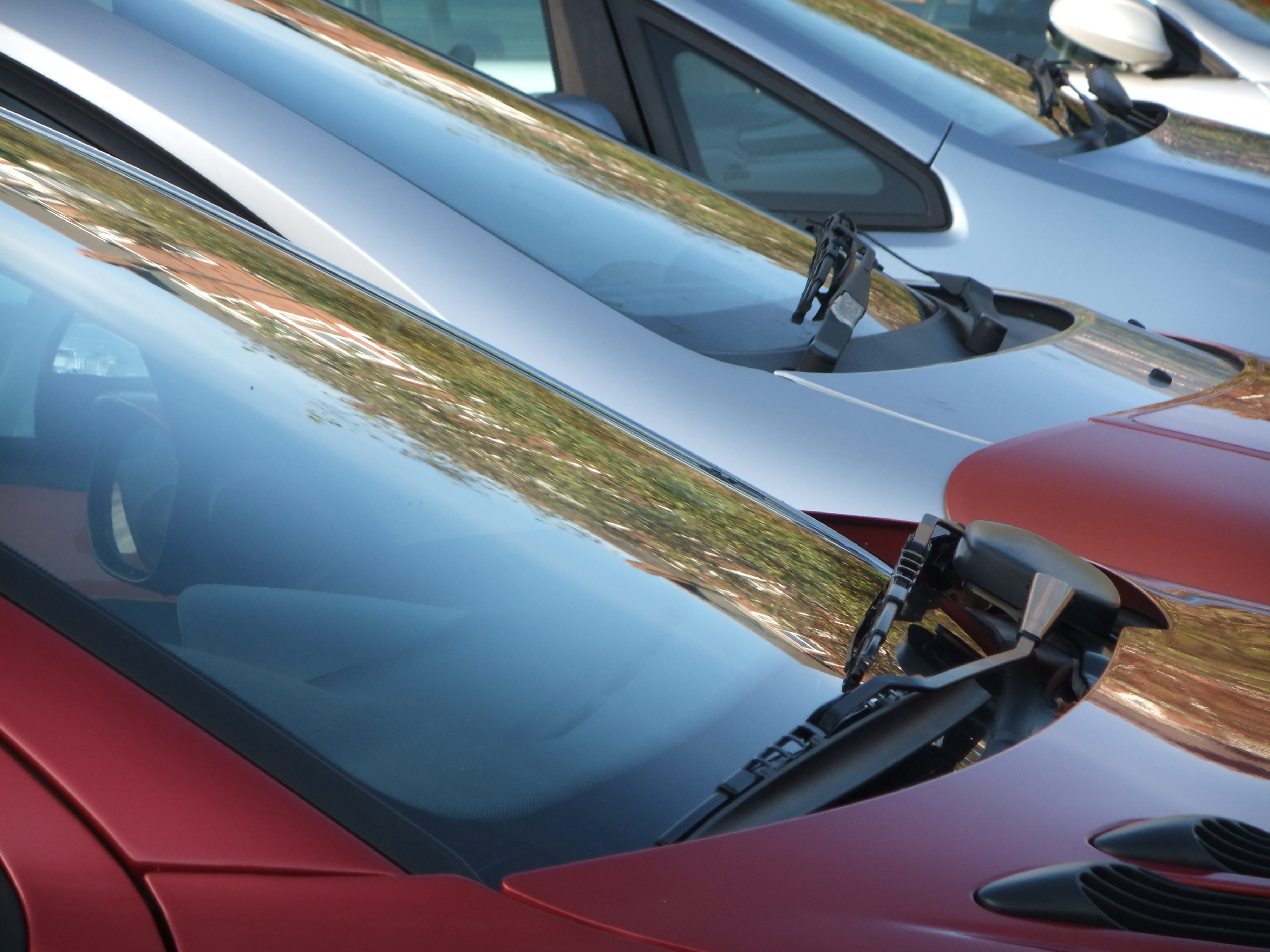 Fuji F70 sample image - cars