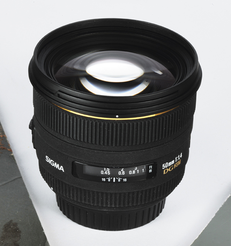Sigma 50mm f/1.4 EX DG HSM