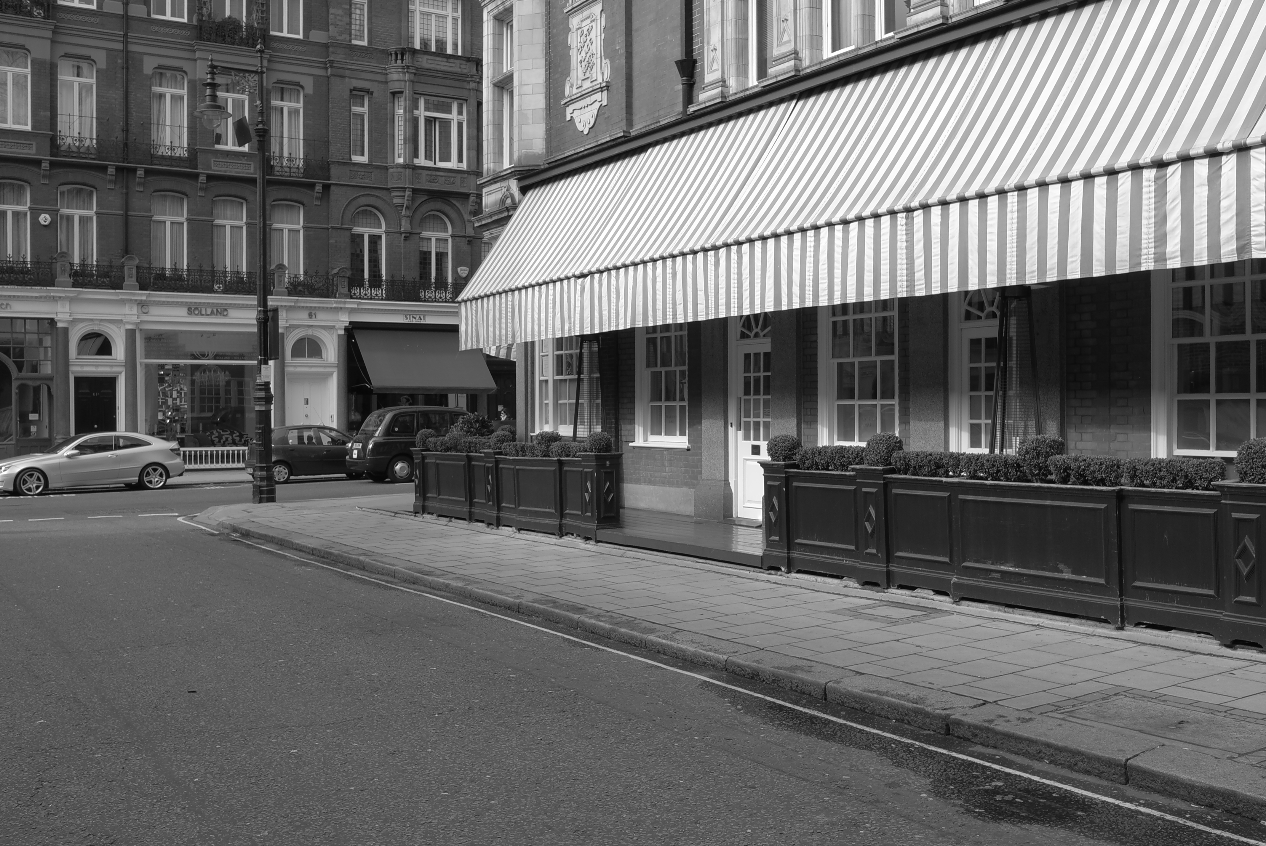 Leica X1 preview sample images