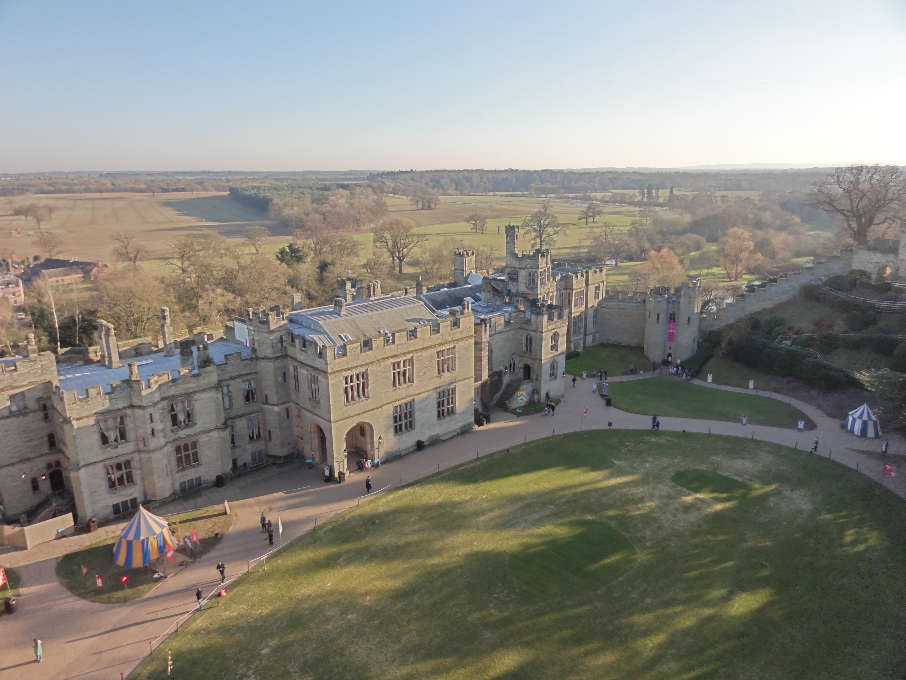 Sony Cybershot HX5 sample image, Castle, HDR on