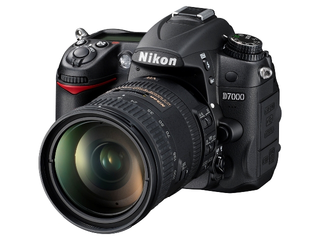 Nikon D7000 semi-pro DSLR launched