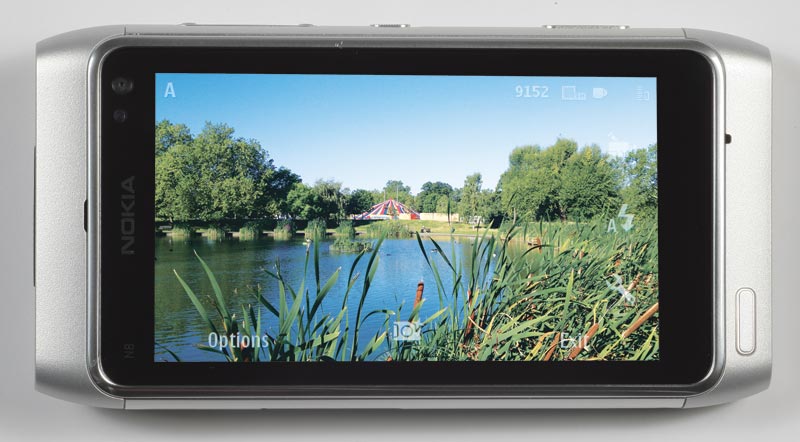 Nokia N8