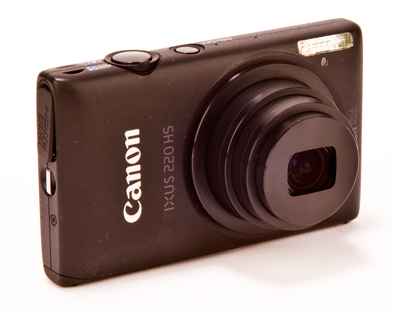 Canon IXUS 220 HS front
