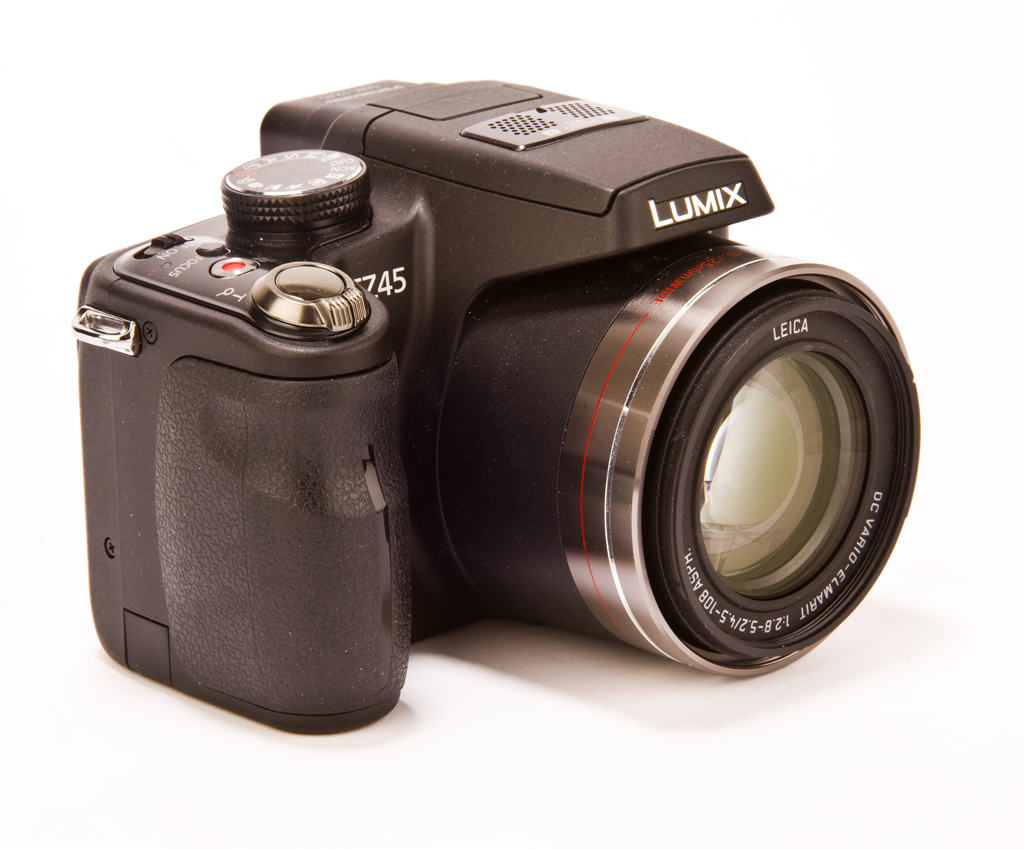 Panasonic Lumix FZ45 Product Shots