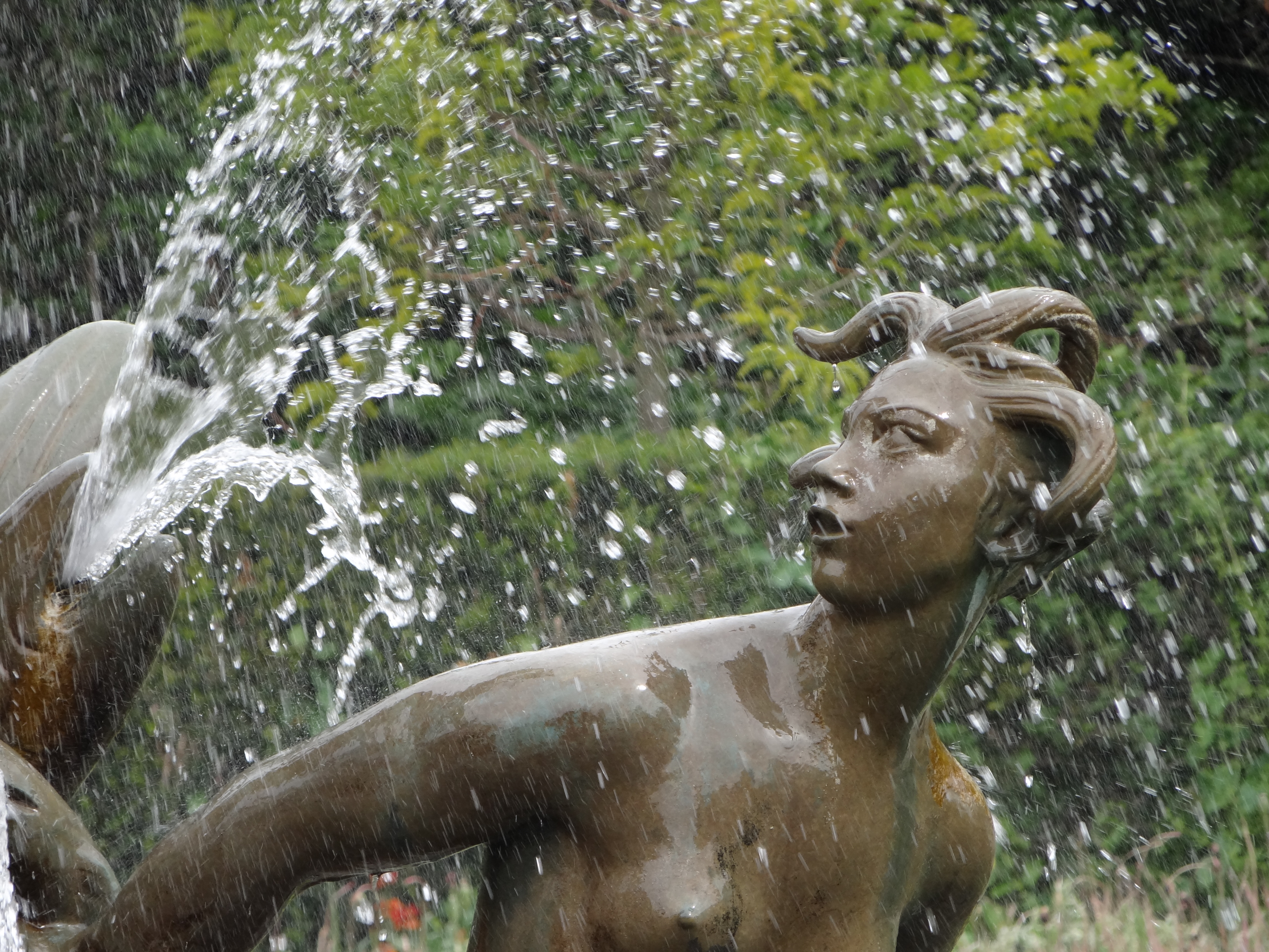 Sony Cyber-shot HX100V review sample image