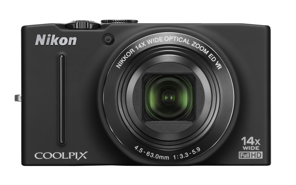 Nikon release S6200 and S8200