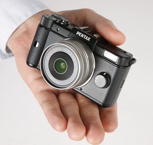 Pentax Q