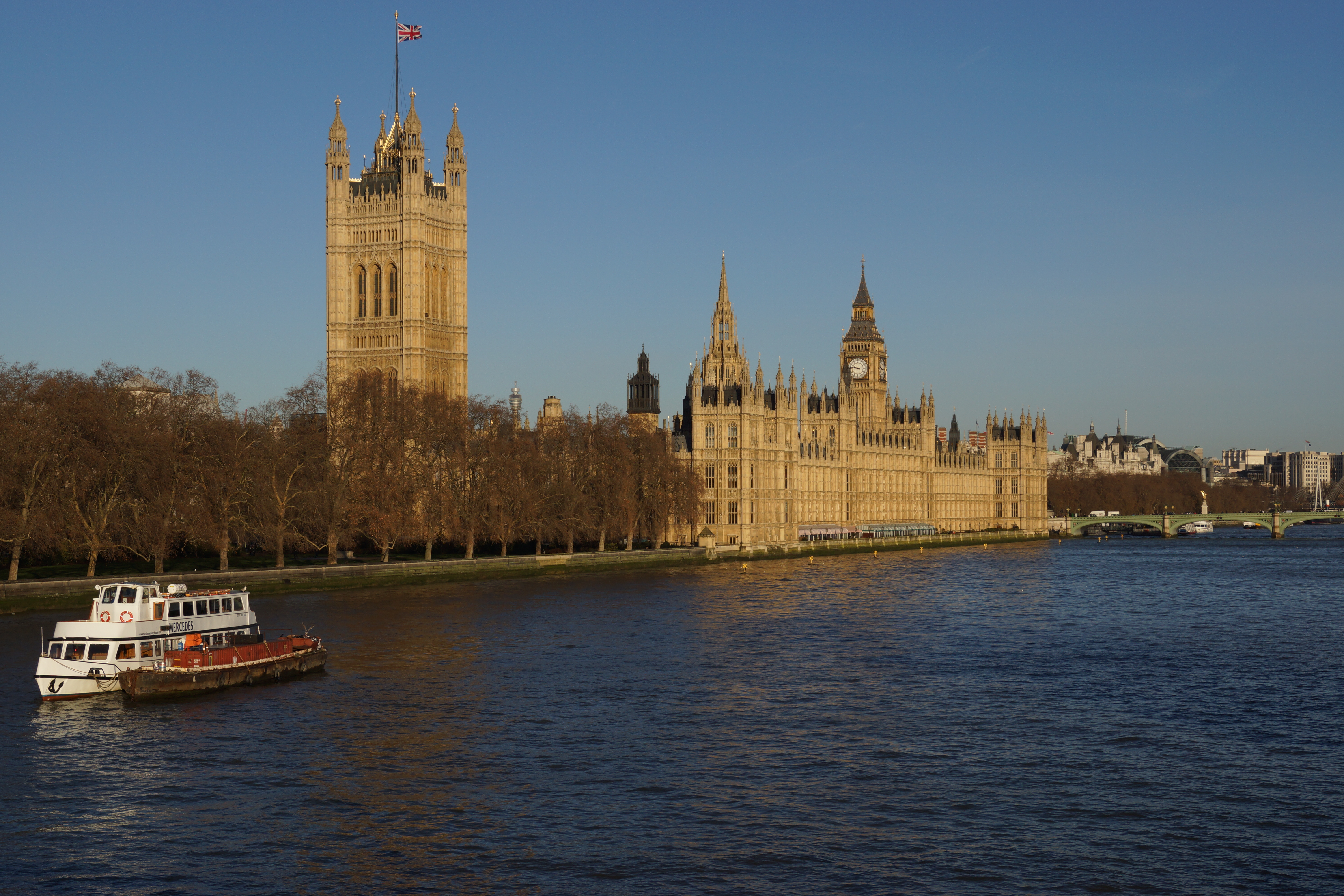 Sony Alpha 65 review sample images