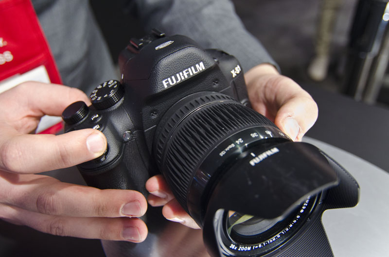 Fujifilm X-S1