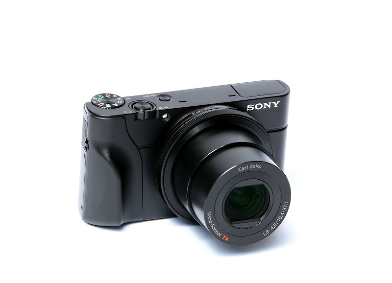 Sony RX100 additional grip