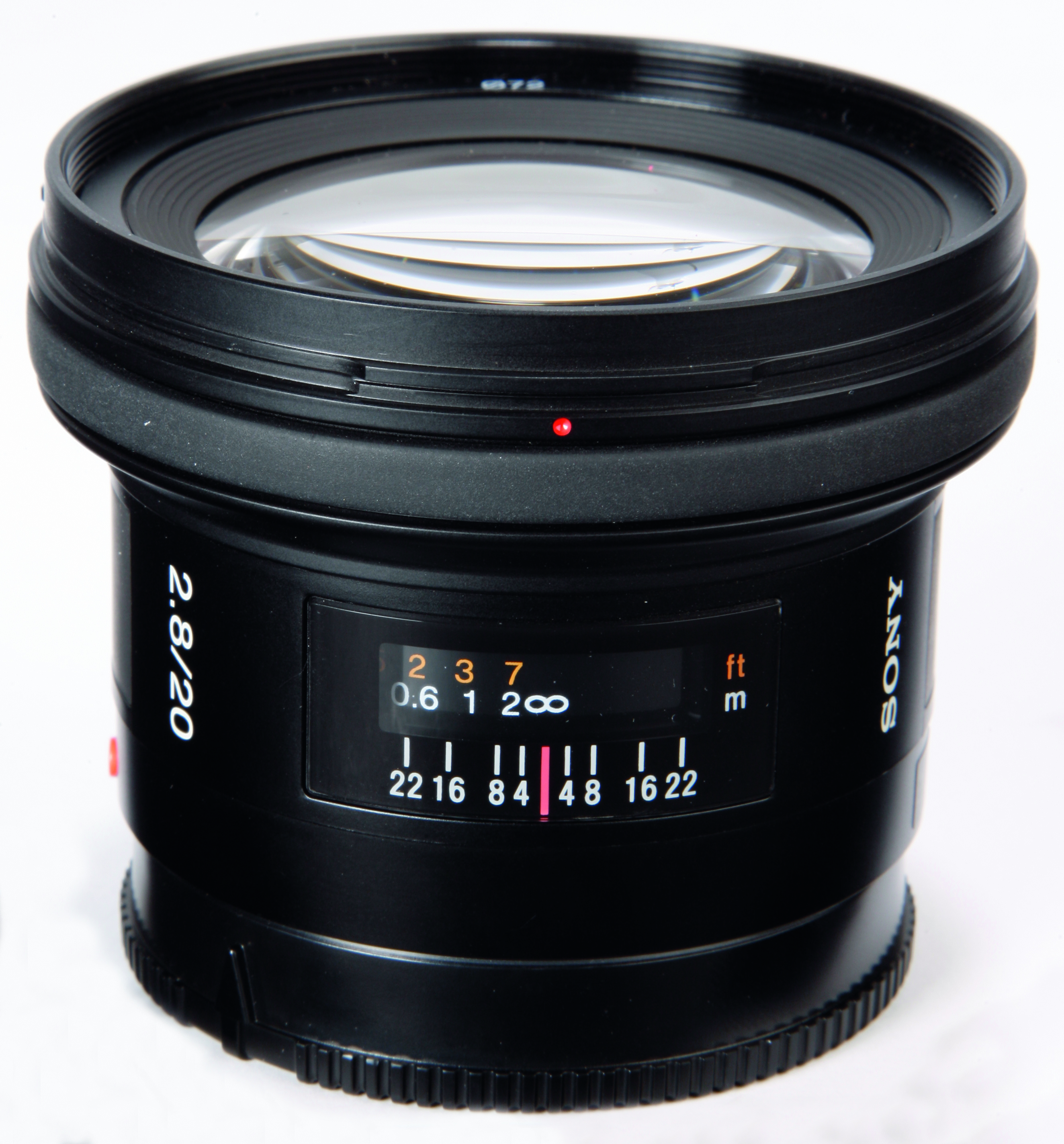 Sony_20mm-front.jpg