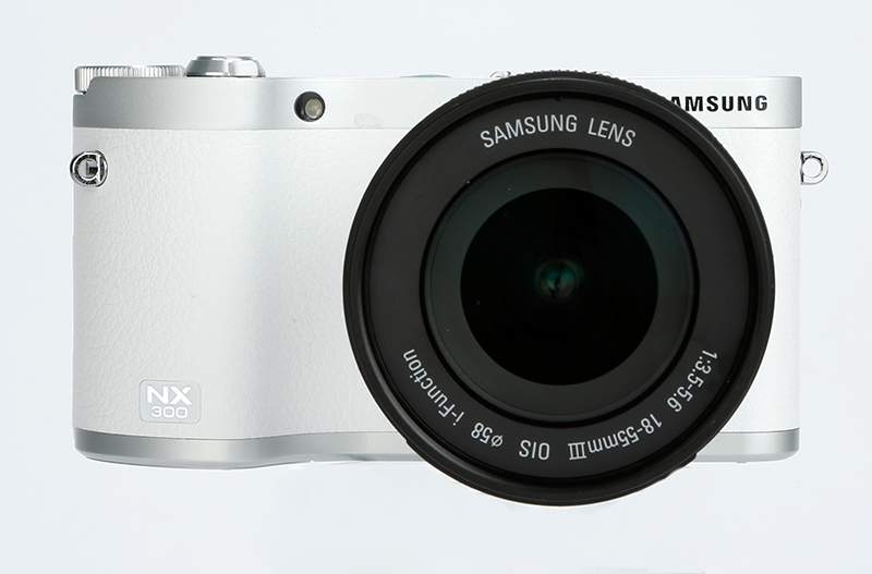 Samsung NX300 product shot 13